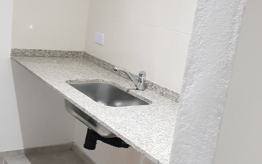 Depto 1 dormitorio en Alquiler en 137 e/ 42 y 43
